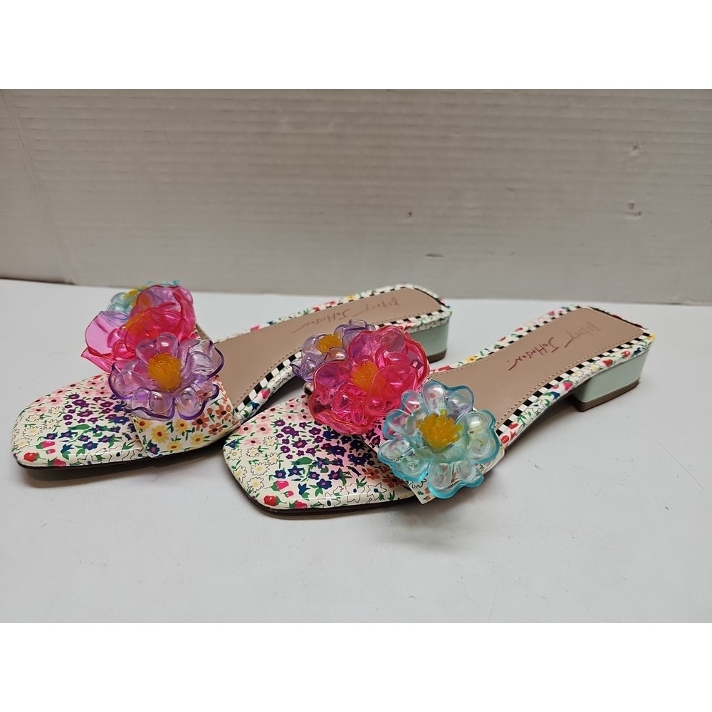Betsey Johnson‎ Flower Dress Sandals Used 6.5